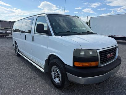 Used 2007 GMC Savana 3500 Extended Passenger w/ LT Preferred Equipment Group