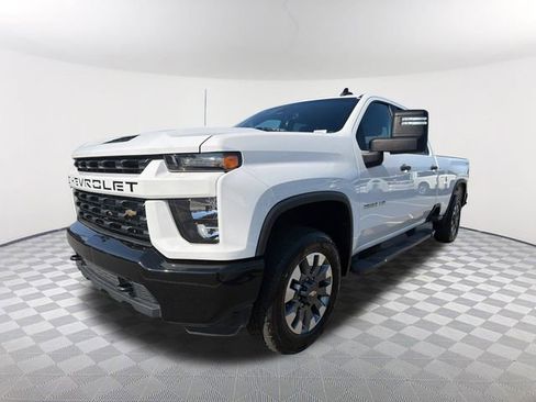 Used 2022 Chevrolet Silverado 2500 Custom w/ Custom Value Package image 1