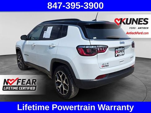 Used 2025 Jeep Compass Limited AWD/4WD image 8