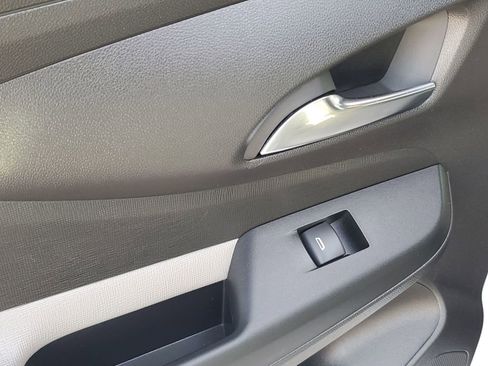 Used 2024 Buick Envista Avenir image 47