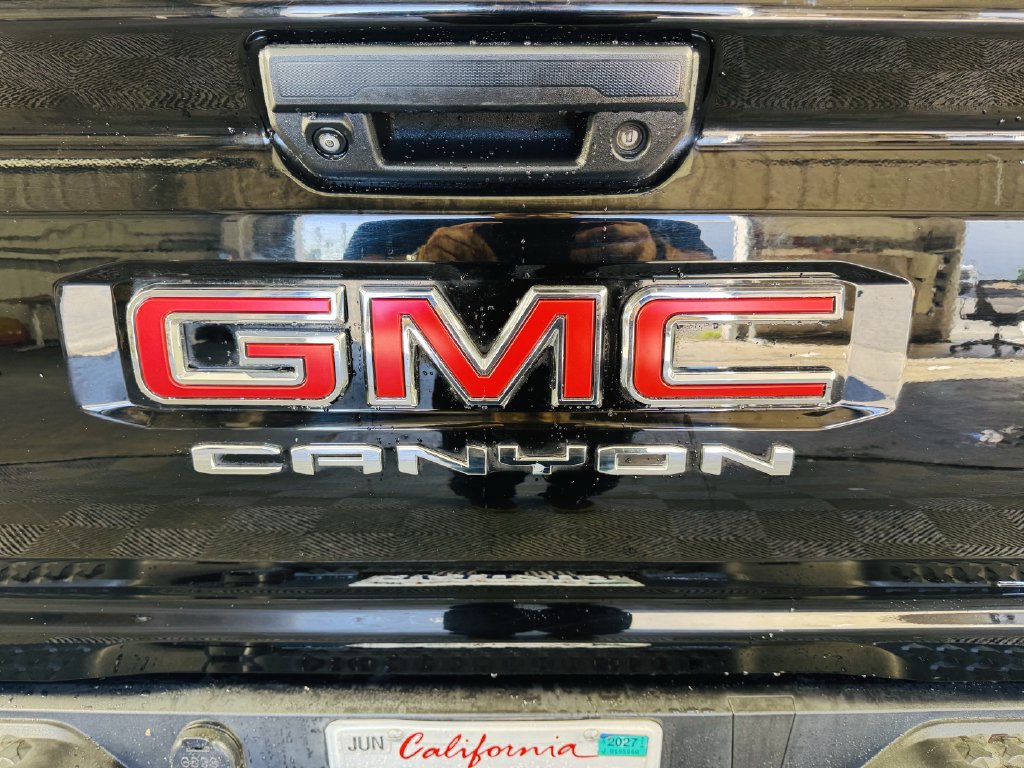 Used 2023 GMC Canyon AT4 AWD/4WD image 25