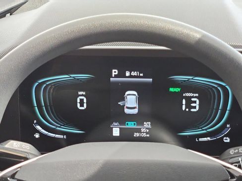 Used 2025 Kia Niro LX FWD image 25