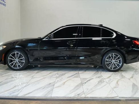 Used 2019 BMW 330i Sedan w/ Convenience Package RWD image 10
