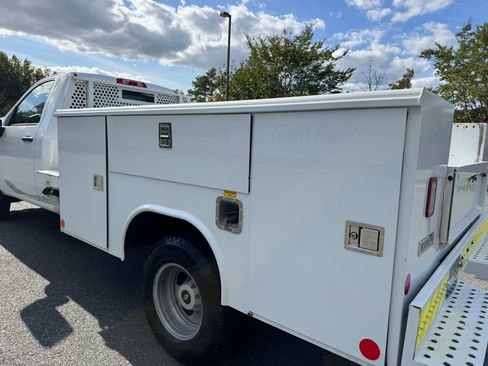 Used 2020 Chevrolet Silverado 3500 W/T w/ WT Fleet Convenience Package image 23
