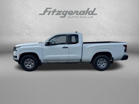 Used 2025 Nissan Frontier S RWD image 5
