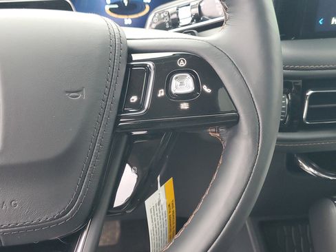 New 2026 Lincoln Aviator Reserve image 18