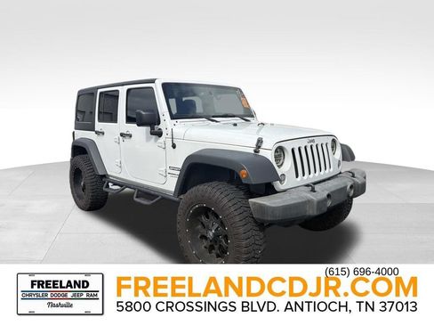 Used 2018 Jeep Wrangler Unlimited Sport S AWD/4WD image 1