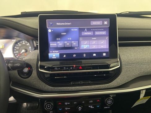 Certified 2022 Jeep Compass Latitude w/ Convenience Group image 17