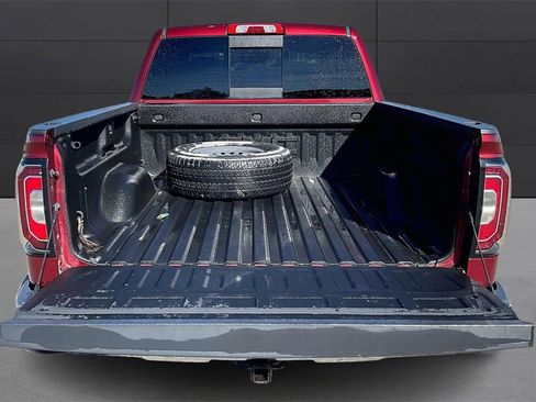 Used 2017 GMC Sierra 1500 SLT image 30