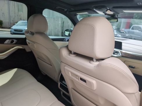Used 2019 BMW X5 xDrive40i w/ Premium Package 2 AWD/4WD image 22