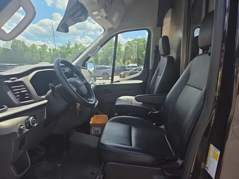 Used 2023 Ford Transit 250 148 High Roof Extended w/ Load Area Protection Package RWD image 10