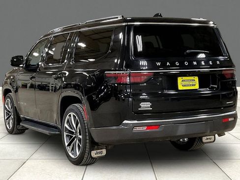 Used 2022 Jeep Wagoneer Series II w/ Premium Group I AWD/4WD image 11