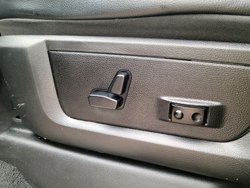 Used 2019 RAM 2500 Laramie image 18