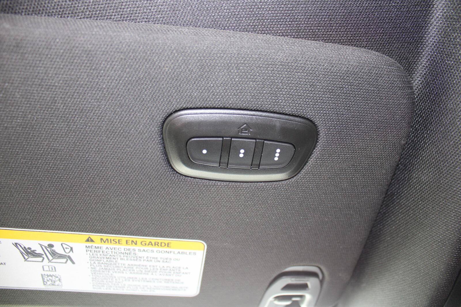 Used 2024 RAM 1500 Rebel w/ Rebel Level 1 Equipment Group AWD/4WD image 18