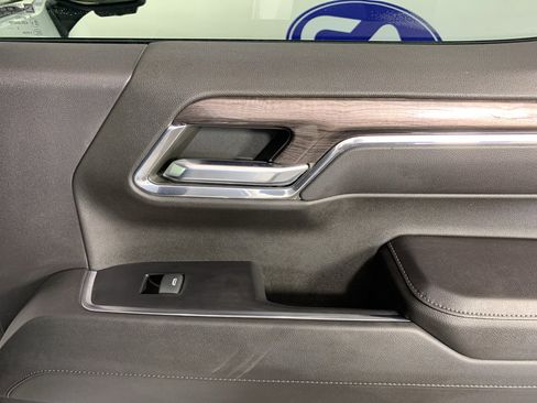 Used 2023 Chevrolet Silverado 1500 LTZ w/ LTZ Convenience Package II AWD/4WD image 36