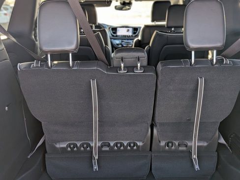 New 2026 Chrysler Pacifica Limited w/ S Appearance Package image 30