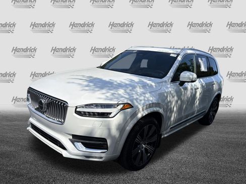 Certified 2023 Volvo XC90 B6 Ultimate w/ Lounge Package AWD/4WD image 5