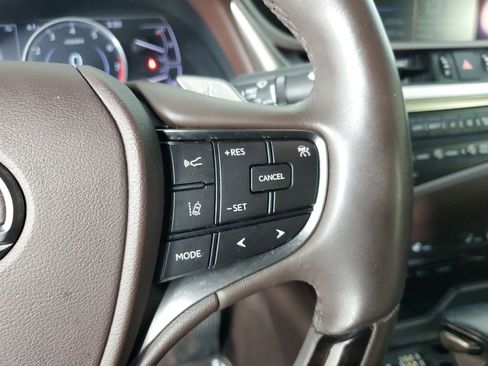 Used 2020 Lexus ES 350 w/ Premium Package FWD image 34