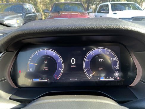 Certified 2025 Jeep Grand Cherokee Laredo X image 17