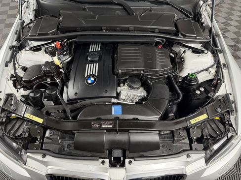 Used 2008 BMW 335i Convertible w/ Premium Pkg image 37