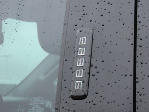 Used 2023 Ford F250 XLT image 19