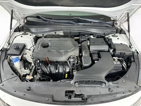 Used 2018 Kia Optima EX image 32