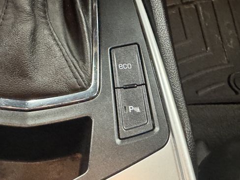 Used 2013 Cadillac SRX Luxury AWD/4WD image 18