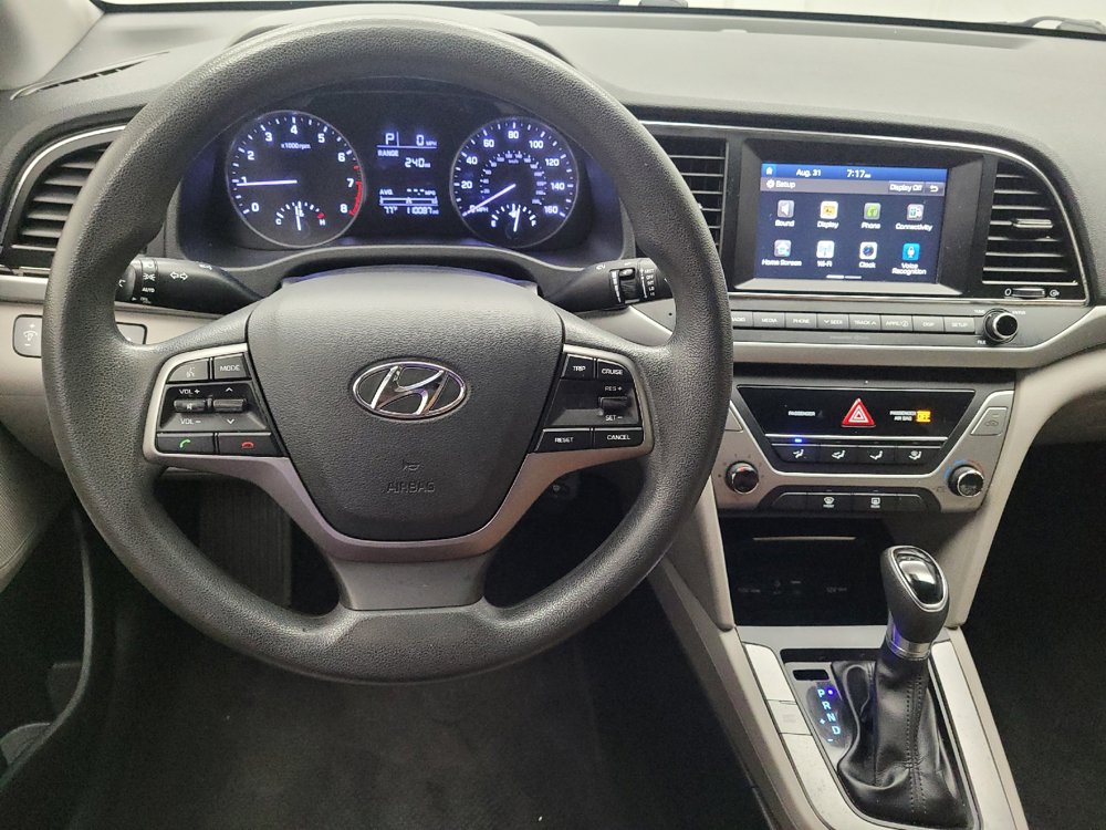 Used 2017 Hyundai Elantra SE FWD image 22