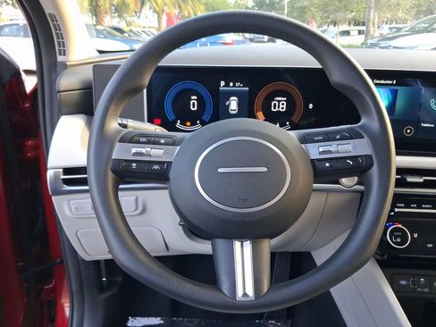 Used 2025 Hyundai Tucson SEL FWD image 17