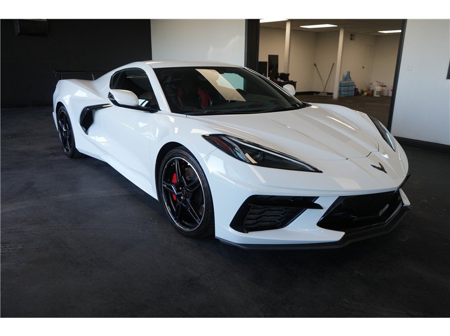 Used 2022 Chevrolet Corvette Stingray Preferred Cpe w/ Z51 Performance Package RWD image 8