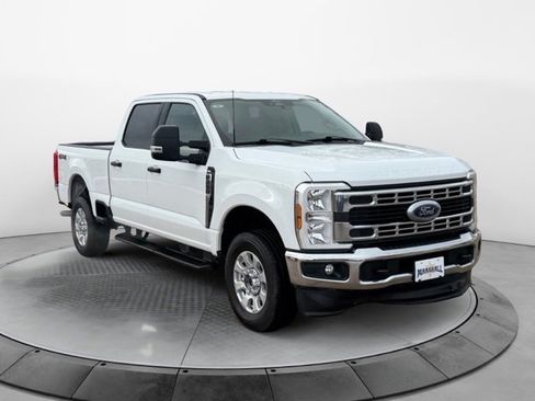 Used 2024 Ford F250 XLT image 1