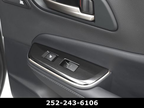 Used 2025 Toyota Crown Signia w/ Advanced Technology Package image 46