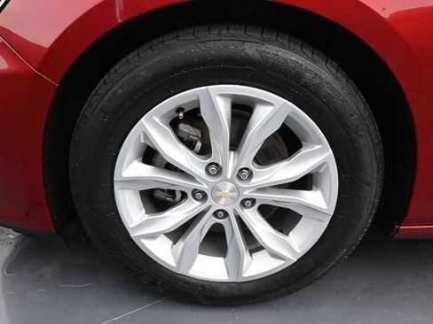 Used 2022 Chevrolet Malibu LT FWD image 22
