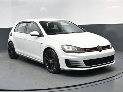 Used 2017 Volkswagen GTI S image 14
