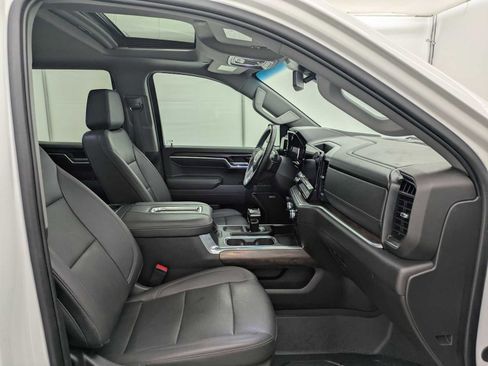 Used 2022 GMC Sierra 1500 SLT w/ SLT Premium Plus Package image 22