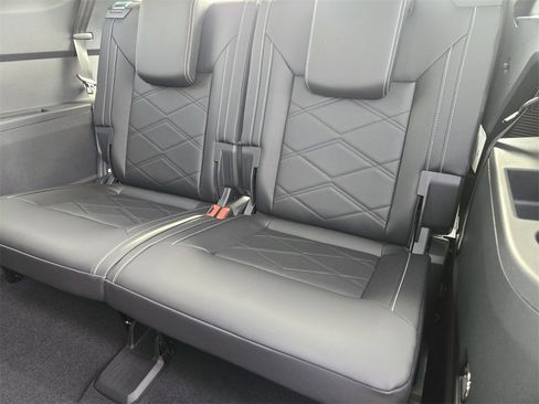 New 2026 Volkswagen Atlas SE image 21