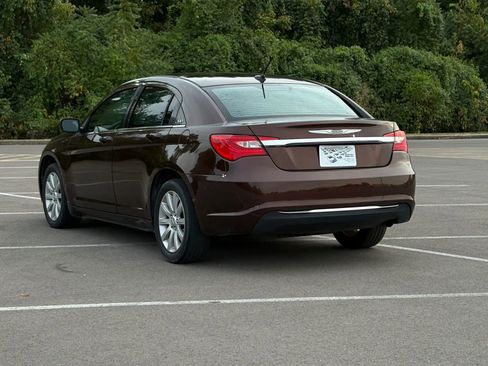 Used 2013 Chrysler 200 Touring image 3
