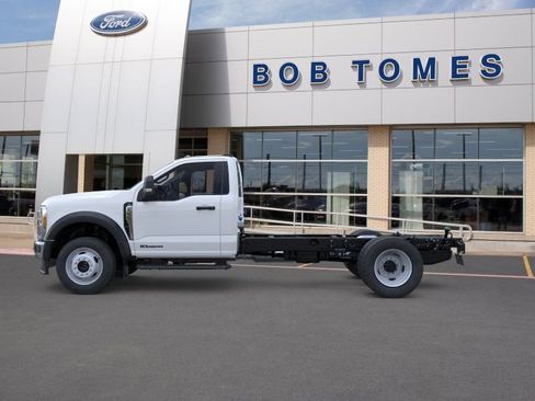 New 2025 Ford F550 4x4 Regular Cab Super Duty image 3