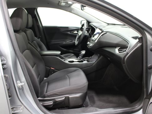 Used 2023 Chevrolet Malibu LS FWD image 24