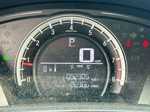 Used 2018 Honda CR-V LX image 12