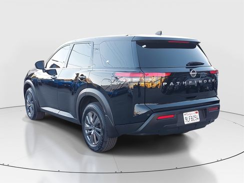 Used 2024 Nissan Pathfinder S w/ Cargo Package image 7