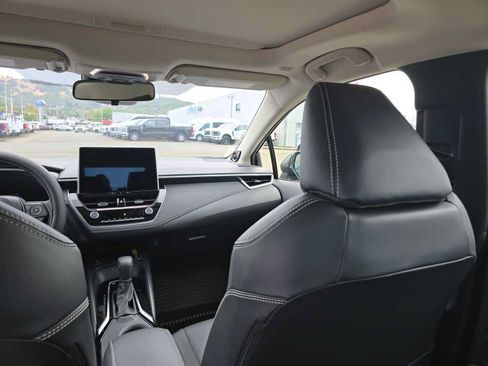 Used 2026 Toyota Corolla XLE FWD image 14