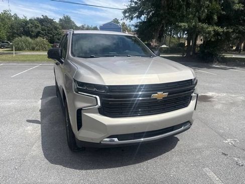 Used 2023 Chevrolet Tahoe LT w/ Luxury Package RWD image 4
