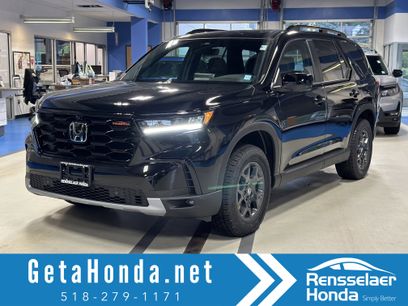 New 2025 Honda Pilot TrailSport