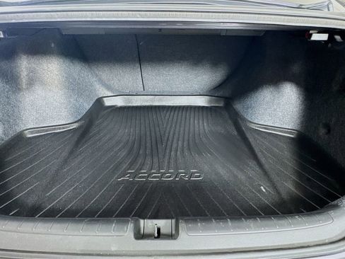 Used 2021 Honda Accord EX-L image 30