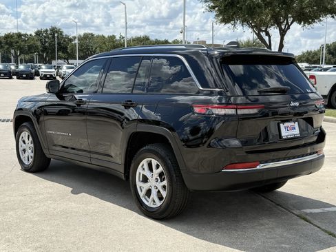 Used 2023 Jeep Grand Cherokee Limited RWD image 7