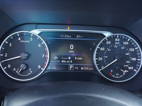 Certified 2025 Nissan Sentra SR FWD image 20