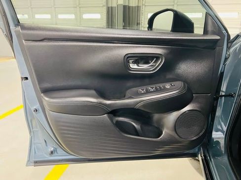 Used 2023 Honda HR-V EX-L image 24