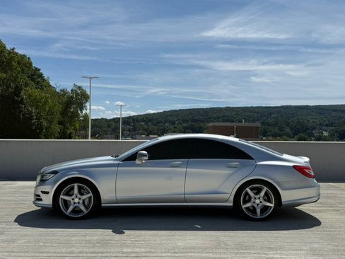 Used 2014 Mercedes-Benz CLS 550 w/ Premium 1 Package image 2