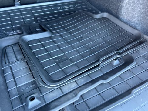 Used 2023 Volvo XC40 B5 Plus w/ Driver Assist Package image 41